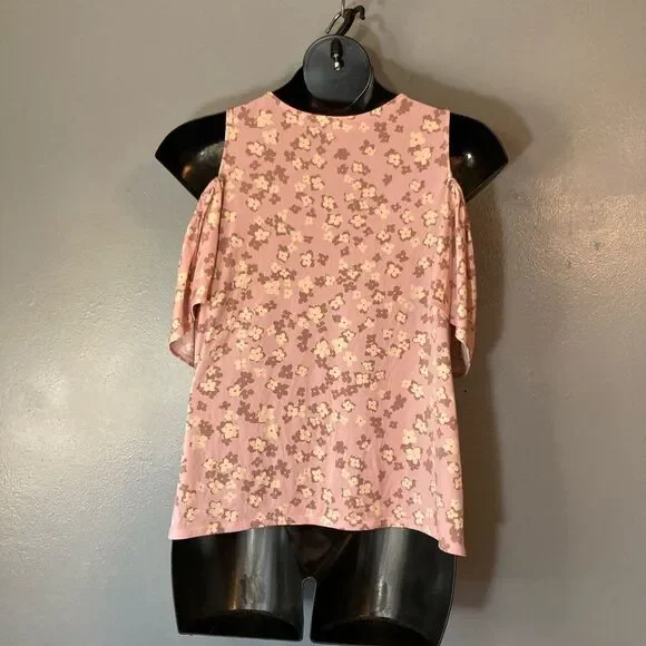 Kaileigh pink floral cold shoulder blouse - Picture 5 of 5